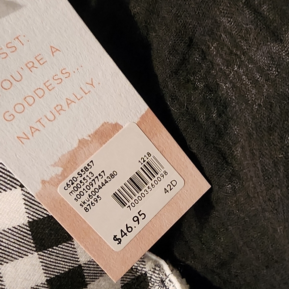 Lane Bryant Cacique size 42D - Picture 3 of 3